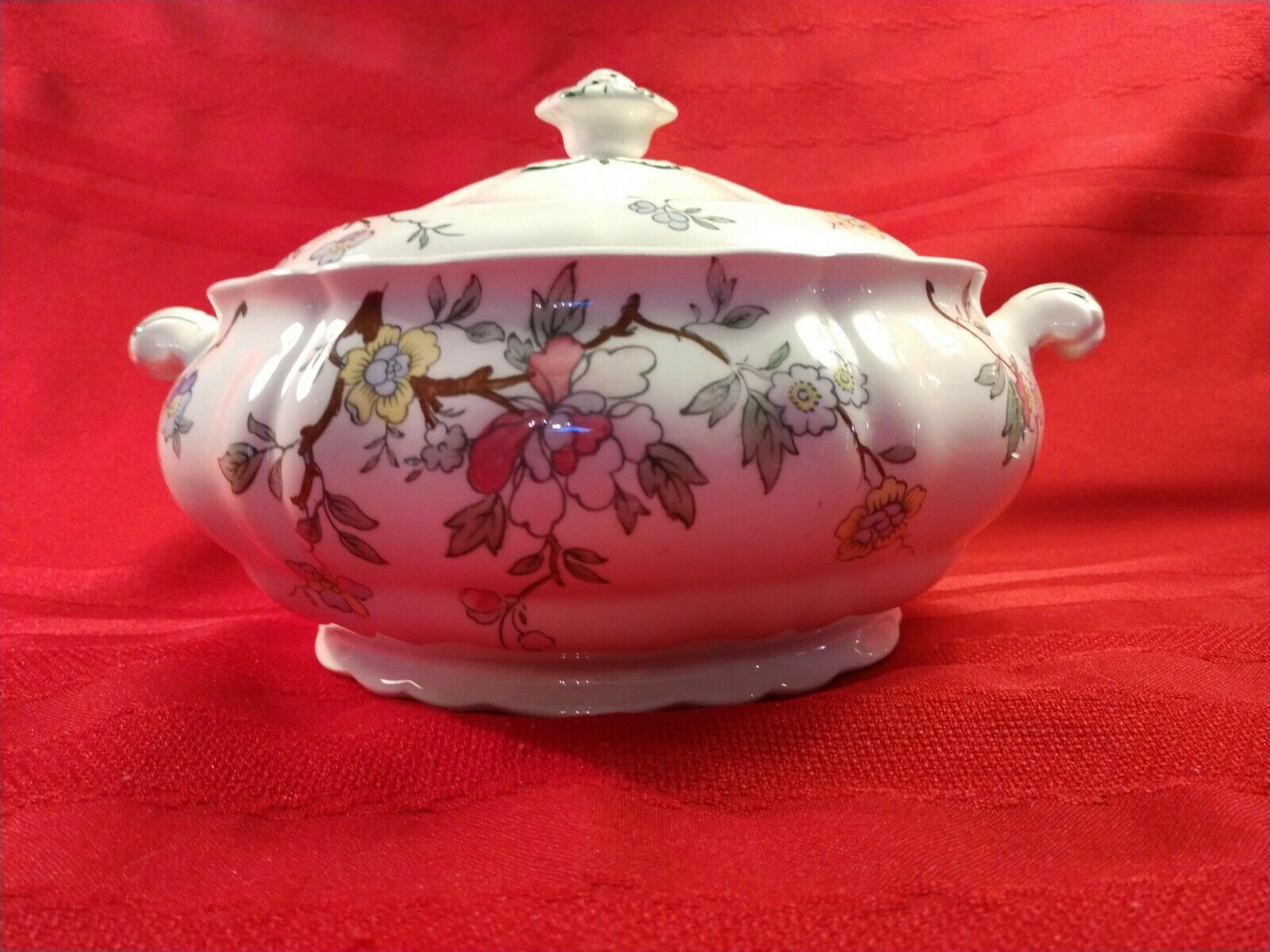 Vntg Booths "chinese Tree" Tureen W/lid A8001, Made In England, Vg Condition