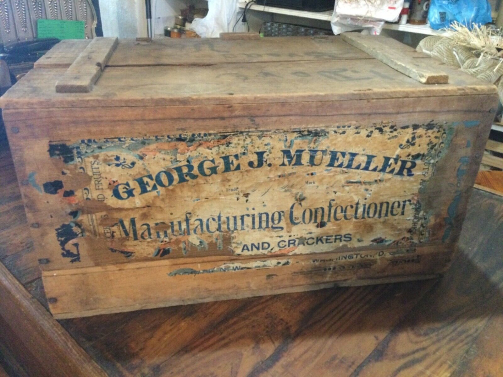Country Store Antique  Wood Crate George J Mueller Crackers Label Washington Dc
